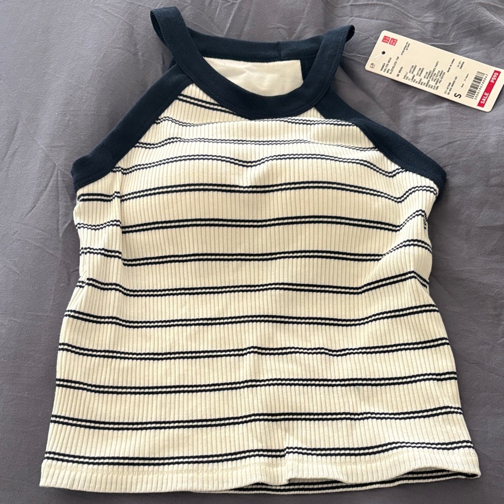 Uniqlo Women’s Halter Neck Bra Tank Top